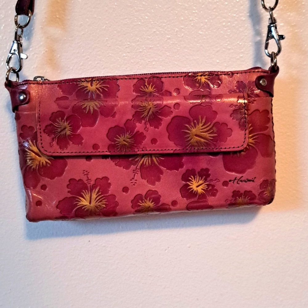 Hawaii pink floral crossbody purse adjustable strap